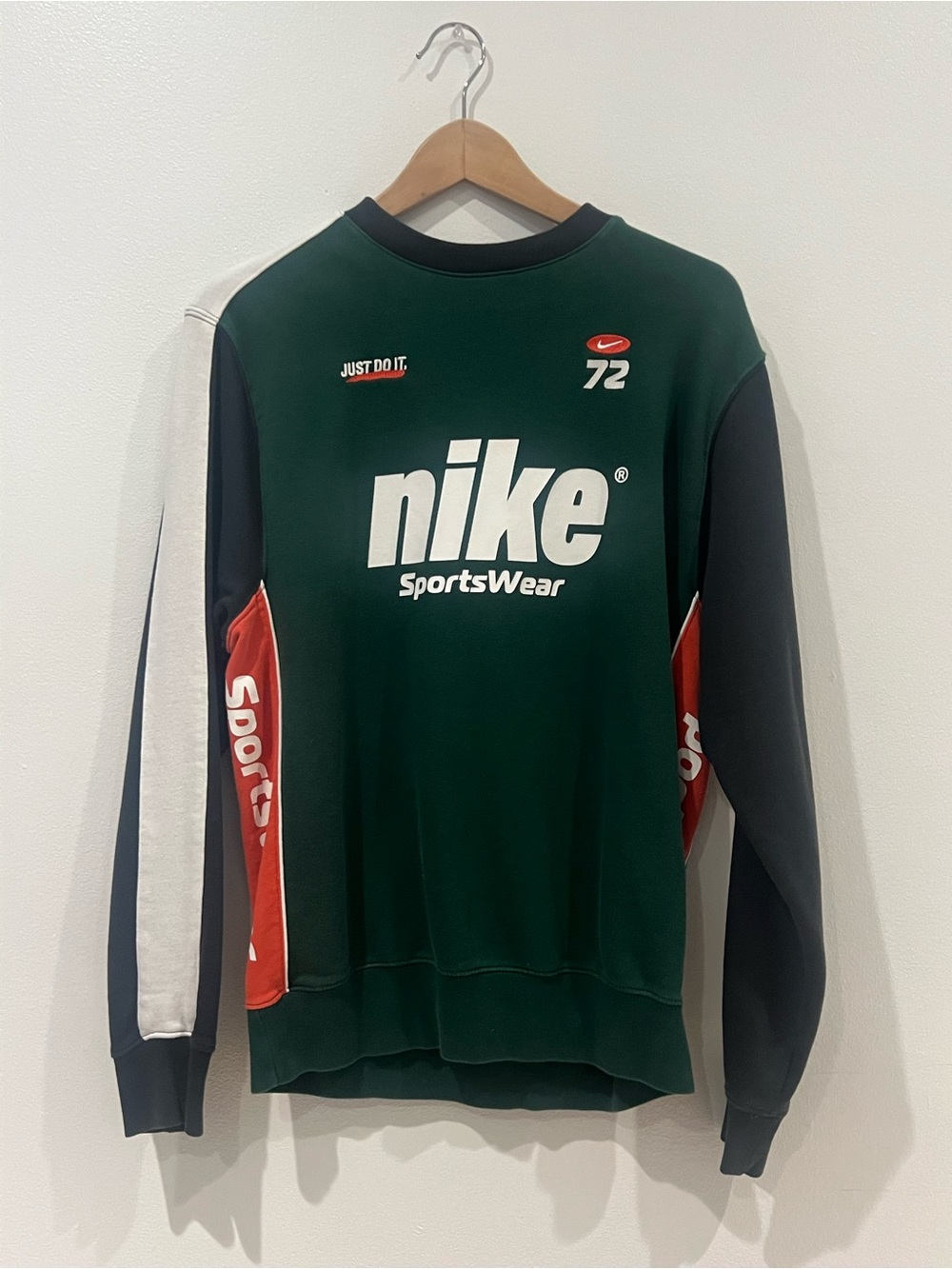 Nike Green Colorblock Crewneck Sweatshirt with Red Accents special edition.